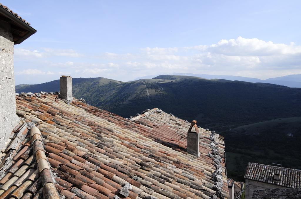 Le Case Della Posta Santo Stefano Di Sessanio Exterior photo