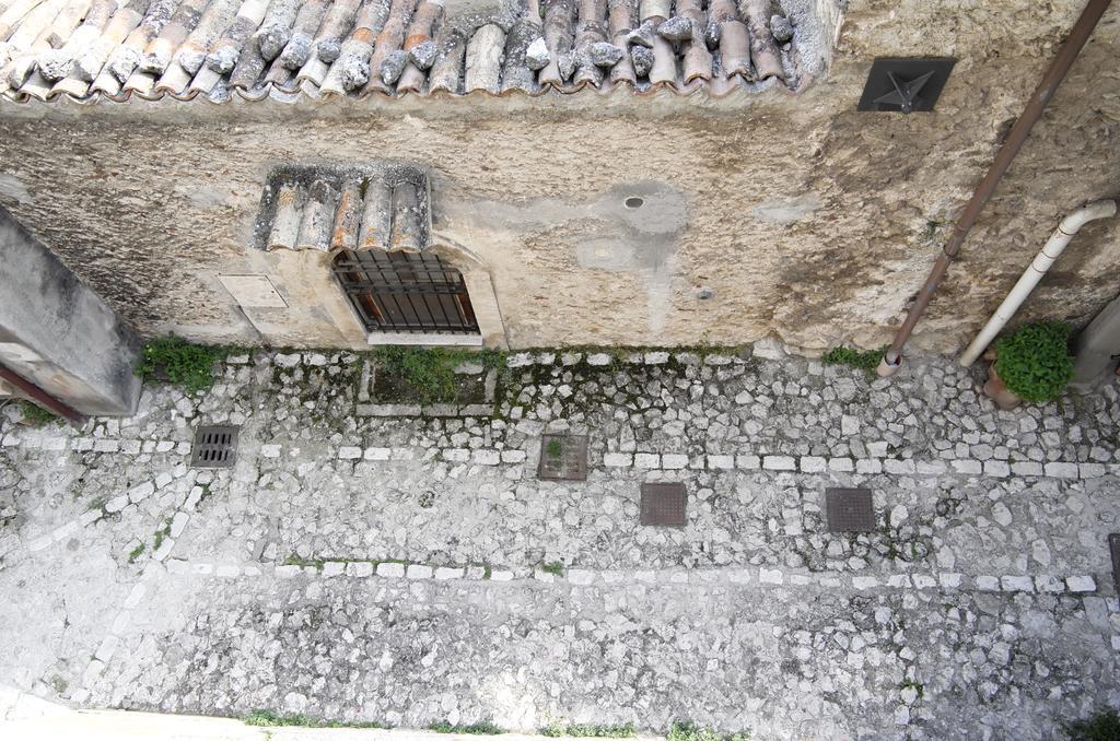 Le Case Della Posta Santo Stefano Di Sessanio Exterior photo